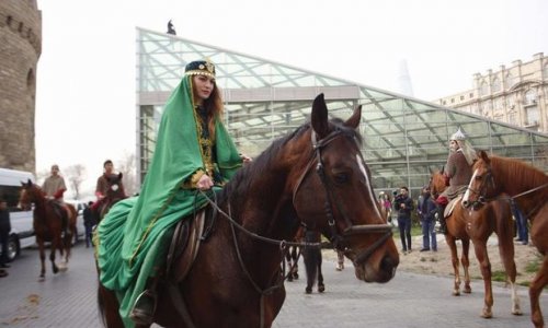 Bakıda  bayram karvanı “Atəşgah”a yola düşdü