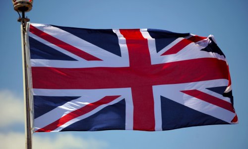 Britaniyanın Azərbaycandakı səfirliyində dövlət bayrağı endirildi