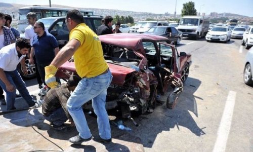 Bakı-Sumqayıt yolunda ağır qəza – FOTO