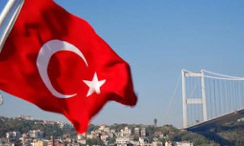 Türkiyənin əsas fond indeksi kritik həddi keçib