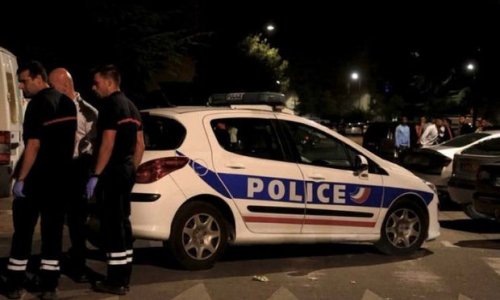 Fransada məscid yaxınlığında atışma: Yaralananlar var