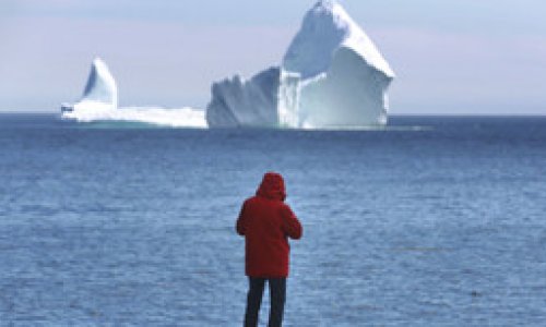 Antarktidadan Uels boyda nəhəng aysberq qopub