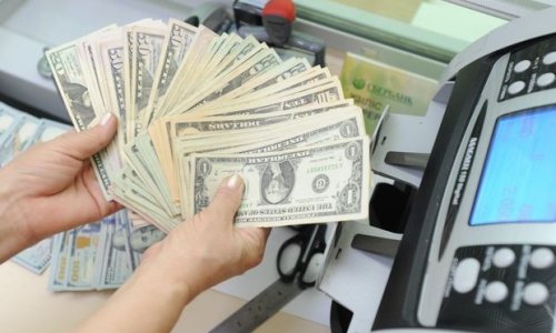 Dollar və avronun rəsmi məzənnəsi açıqlandı