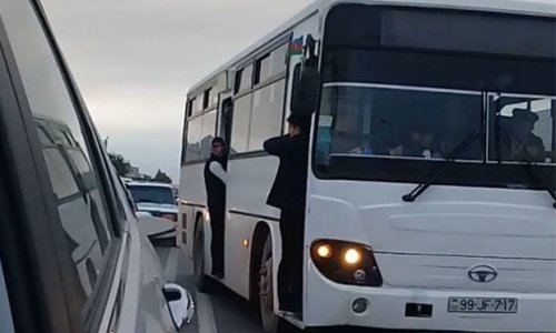 Bakıda avtobus özbaşınalığı – VİDEO