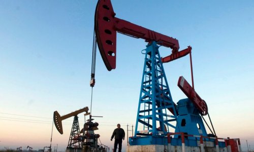 Azerbaijani oil price falls