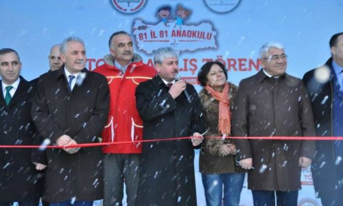 Mübariz Mənsimov Türkiyədə məktəb tikdirdi -  FOTO