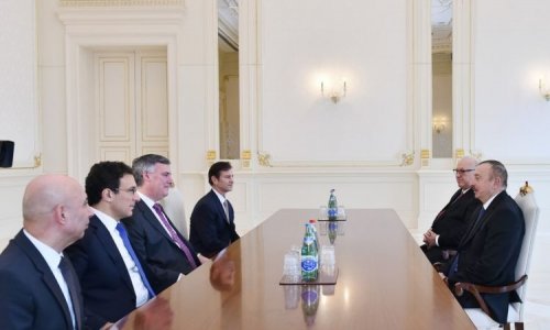 President Ilham Aliyev receives Boeing delegation