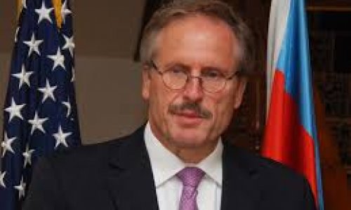 U.S. aims to help Azerbaijan become a strong -  Ambassador Cekuta