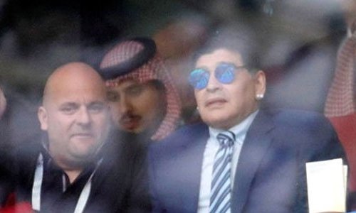 Maradona Rusiyada dava saldı: rus polisi həbs etdi