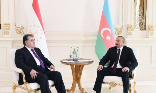 İlham Əliyev Tacikistan prezidenti ilə təkbətək görüşdü