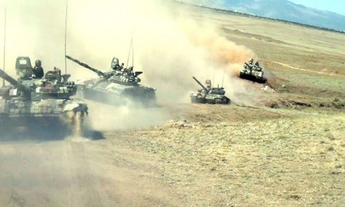 Azərbaycan ordusu düşməni qorxuya saldı - FOTO+VİDEO