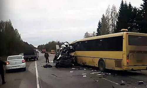 Dəhşətli qəza: Avtobusla mikroavtobus toqquşdu - 13 ölü/VİDEO