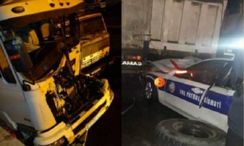 Bakıda ağır qəza: YPX avtomobili 2 yük maşınına çırpıldı - VİDEO
