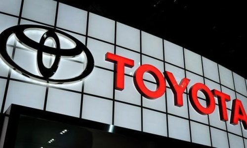 Toyota gözlənilməz bir anda qərar verdi - Satışları dayandırır