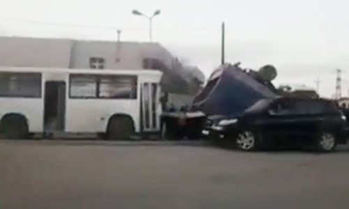 Avtobusla evakuatorun toqquşduğu qəzadan - VİDEO