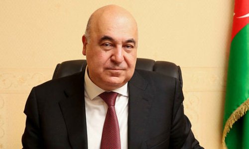 Çingiz Abdullayev Sobçakın anasını sərt tənqid etdi