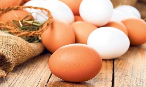 Yumurta, yoxsa plastik top? – Bakıda qeyri-adi hadisə – VİDEO