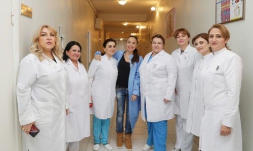 Лейла Алиева посетила родильный дом - ФОТО