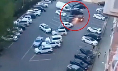 В Баку «Gelandewagen» протаранил 12 автомобилей - ВИДЕО 
