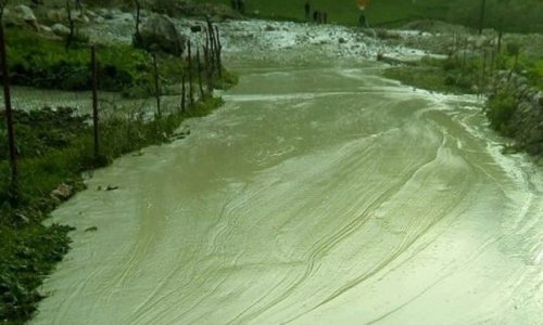 Doludan sonra baş verən palçıq axını fəsadlara səbəb oldu - FOTO