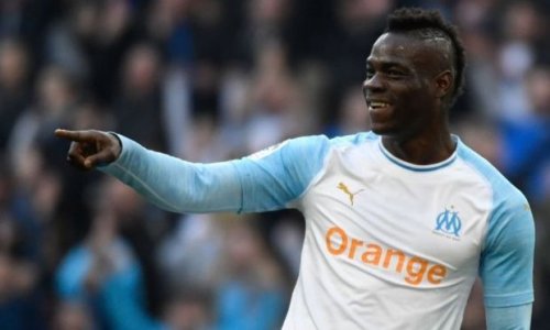 Balotelli Azərbaycan mahnısı paylaşdı: “Yandım, ay aman” - VİDEO