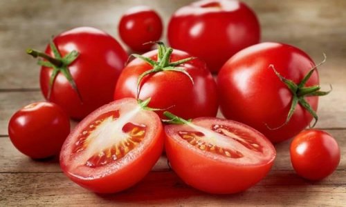 Tomatoes decrease in price in Azerbaijan