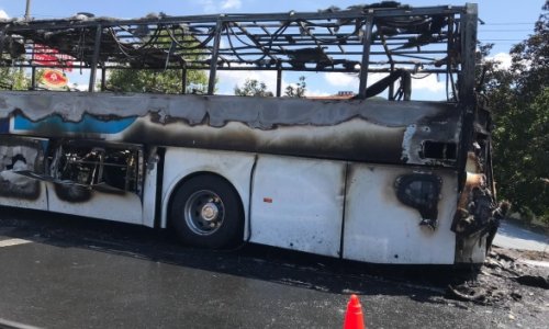 В Турции сгорел автобус, есть погибшие и раненые