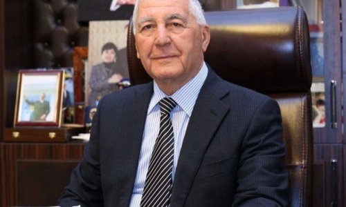 Azərbaycanda 81 yaşlı icra başçısı istefa verir?