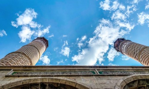 Ermənilər tanınmaz hala saldıqları Şuşa məscidinin yeni görüntülərini yaydı – FOTOLAR