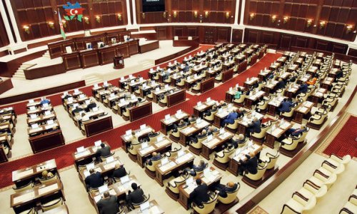 Parlamentdə 25 milyard manatlıq sənədin müzakirəsi başlanılır