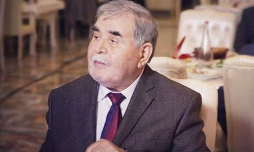 В Азербайджане скончался известный поэт
