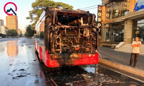 Bakıda “BakuBus” yandı - FOTO- YENİLƏNİB