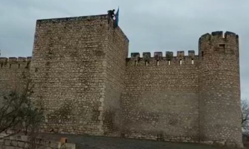 Флаг Азербайджана реет над крепостью Шахбулаг ВИДЕО 