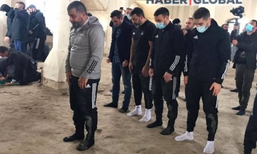 Хикмет Гаджиев и футболисты «Карабаха» играют в футбол в Агдаме  -  ВИДЕО 