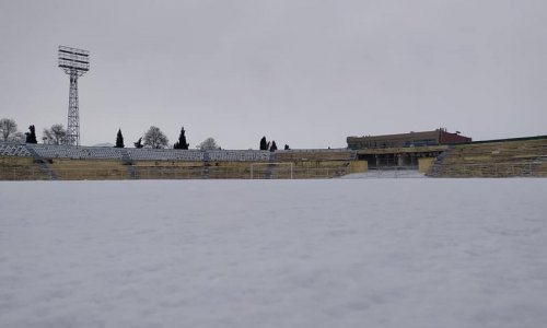 Azərbaycanda iki oyun qara görə baş tutmadı