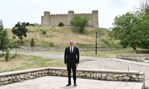 Prezident Şahbulaq qalasına getdi - Fotolar