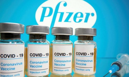 Британский регулятор одобрил применение вакцины Pfizer среди подростков 12-15 лет