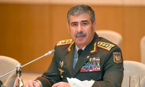 Azerbaijani defense minister visits Second Alley of Honors