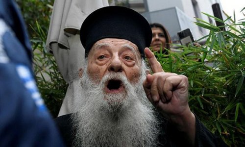 Yaşlı rahib Roma Papasına “Sən kafirsən” dedi - Fotolar
