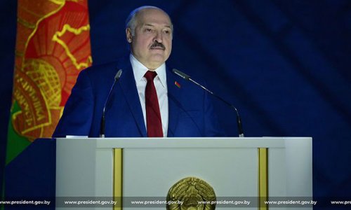 Lukaşenko özünü diktator adlandırdı - Video