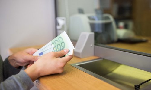 Money transfers from Azerbaijan to Georgia decline