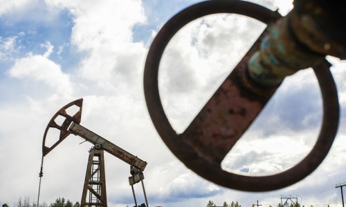 Oil prices fall amid fears around global economy