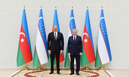 Shavkat Mirziyoyev makes phone call to Ilham Aliyev