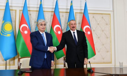 Azerbaijan, Kazakhstan ink several documents