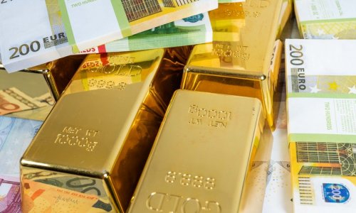 Gold prices fall to $1,631