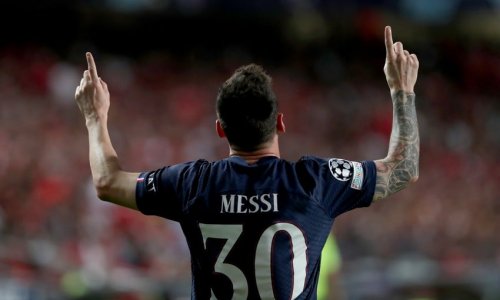 Messi to stay at PSG for one more season