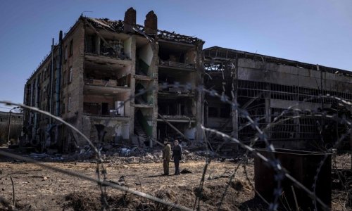 1 killed, 6 injured in Russian shelling of Kherson