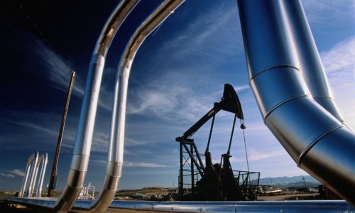 Azerbaijani oil price rises slightly