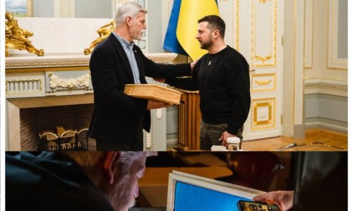 President of Czech Republic presents Volodymyr Zelenskyy with pistol