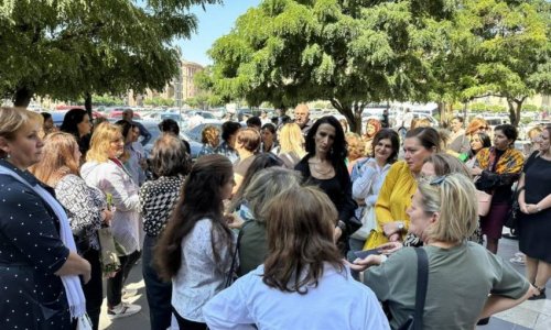 Teachers protesting in Armenia